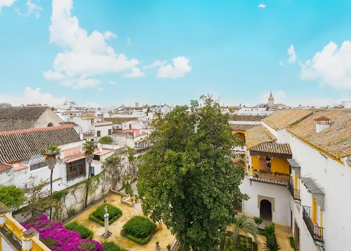 Luxurious Studio Overlooking Casa Pilatos