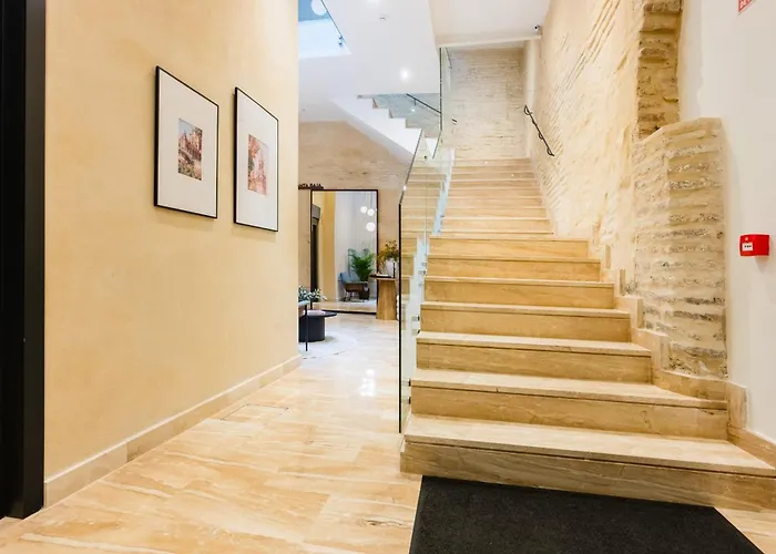 Luxurious Studio Overlooking Casa Pilatos